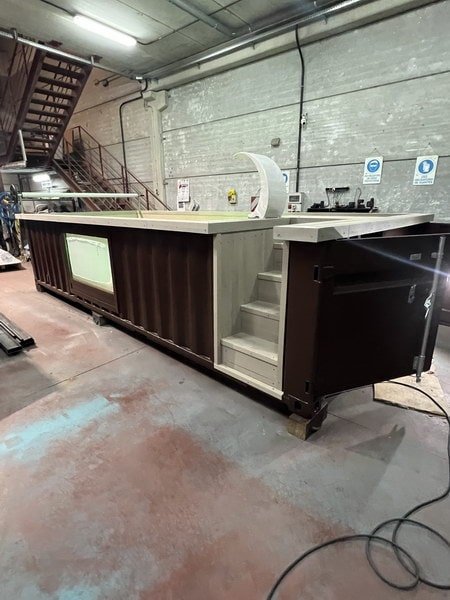 Container de 20 de picioare transformat în piscină - imagine 2