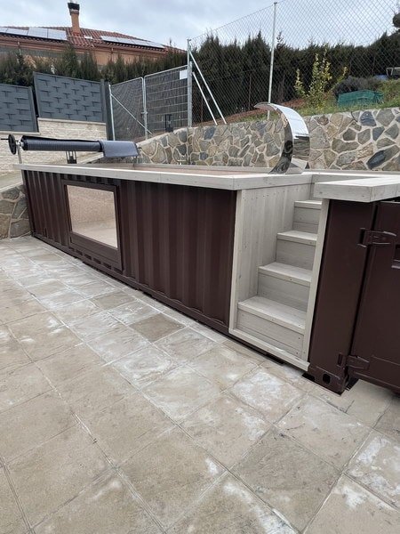 Container de 20 de picioare transformat în piscină - imagine 4