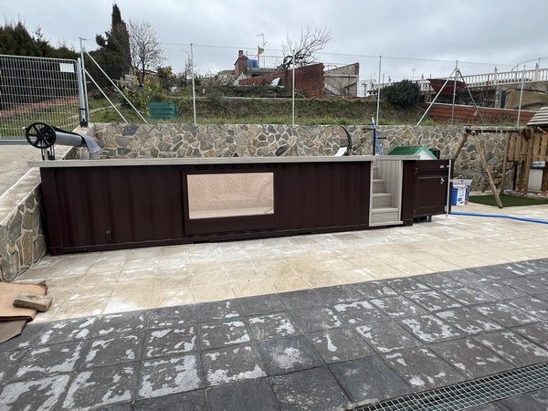 Container de 20 de picioare transformat în piscină - imagine 11
