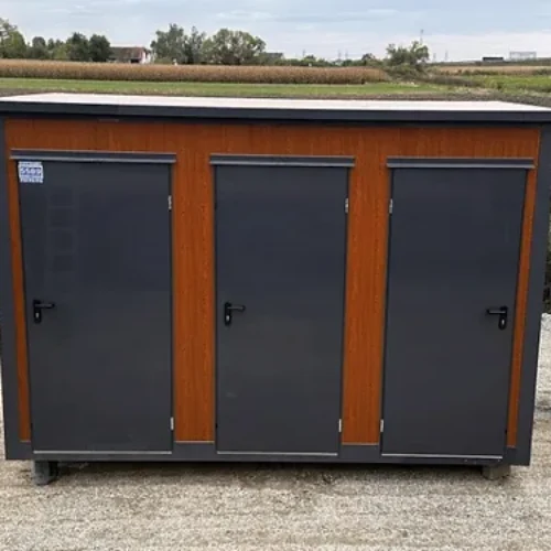 Container sanitar tip pavilion cu cabină triplă